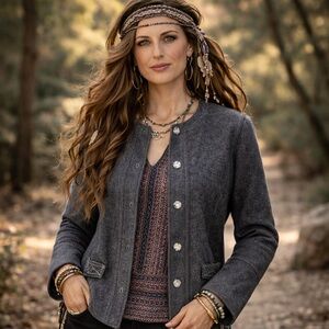 Little Journeys Chicago merino wool long sleeve snap button jacket soft gray M